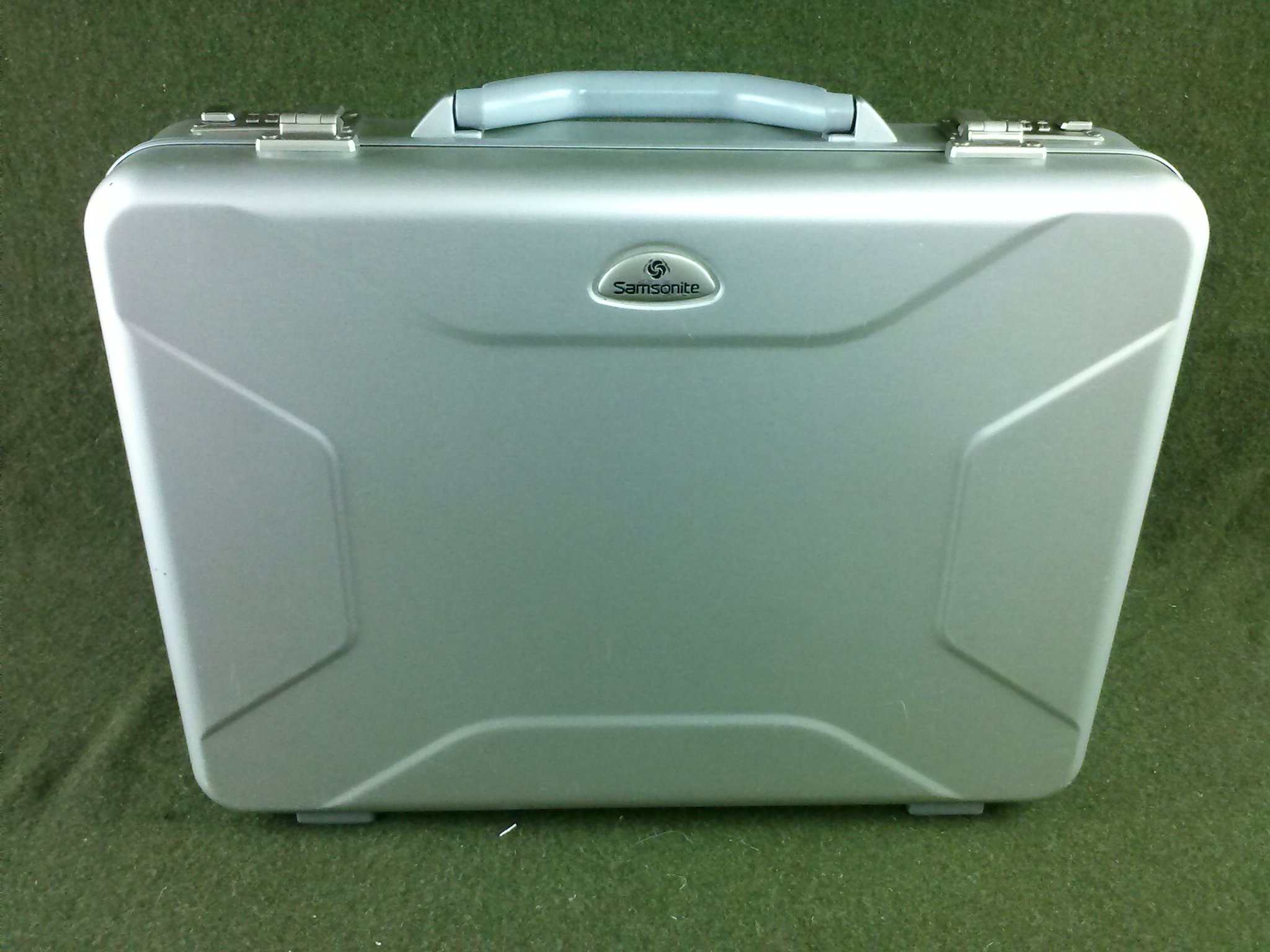 samsonite metal briefcase