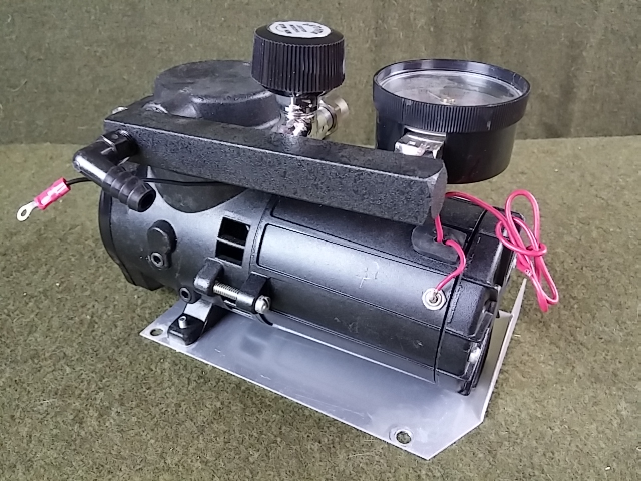 Thomas 107 Series 12V DC Diaphragm Vacuum Pump 107CDC20898