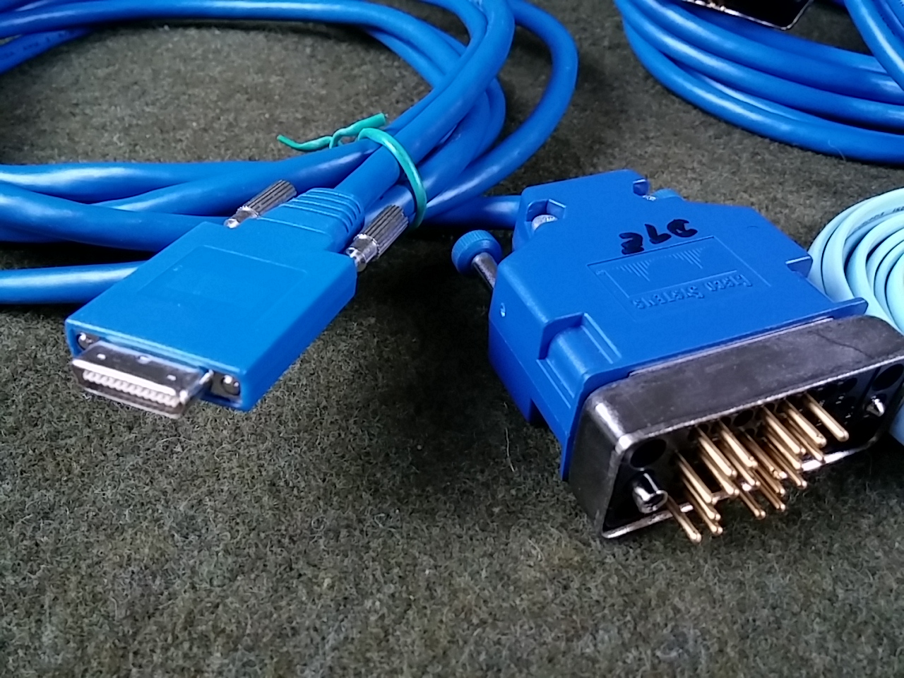 Cisco V.35 DTE DCE & Console Cables Lot 5 X 72142801 5 X 72142901