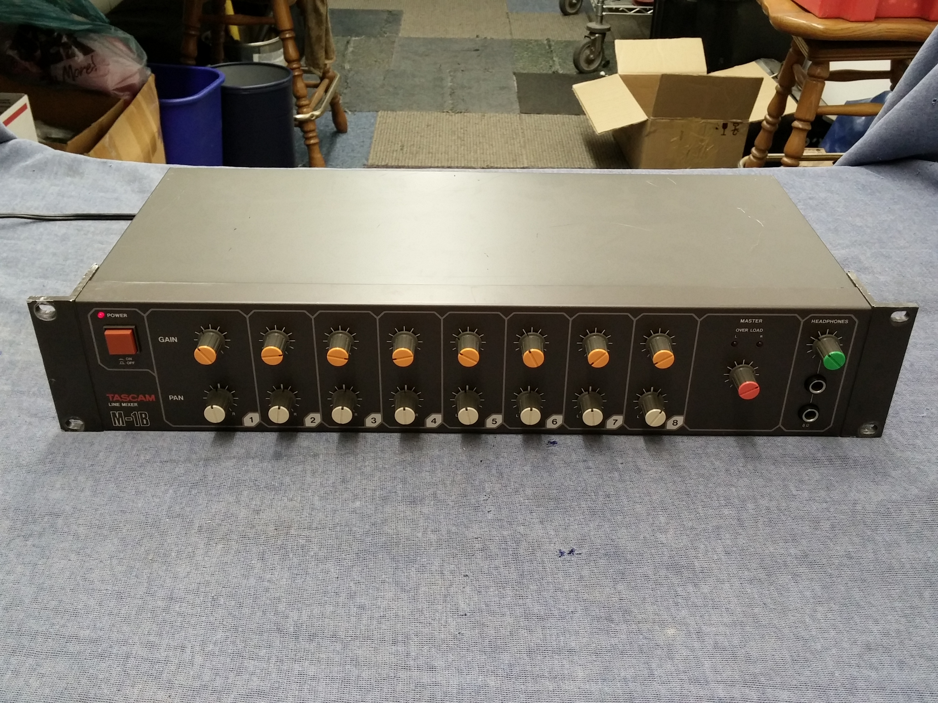 VINTAGE TASCAM M1B 8 CHANNEL RACK MOUNT LINE MIXER