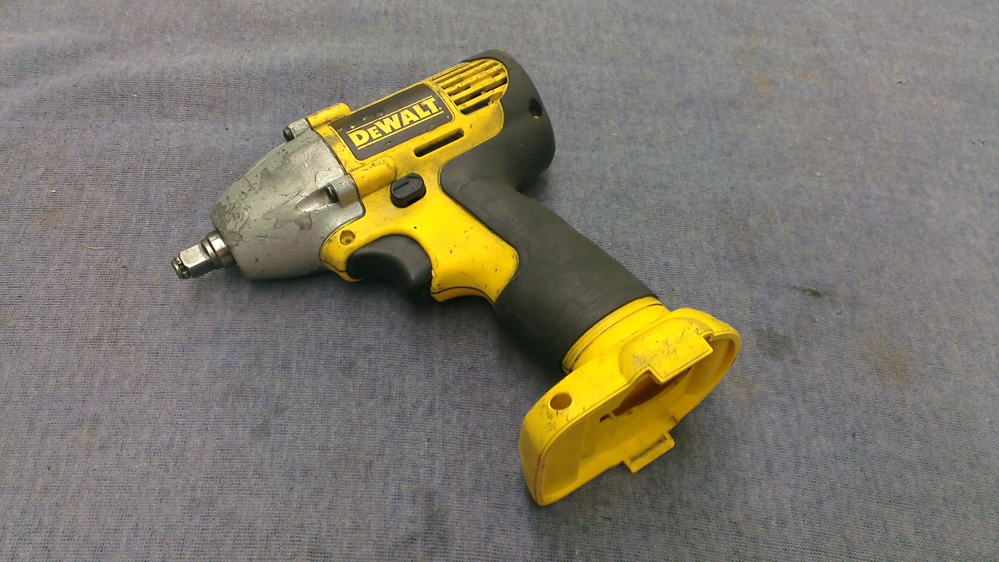 Used Dewalt DW051 12 Volt 3/8" Drive Impact Driver ONLY eBay